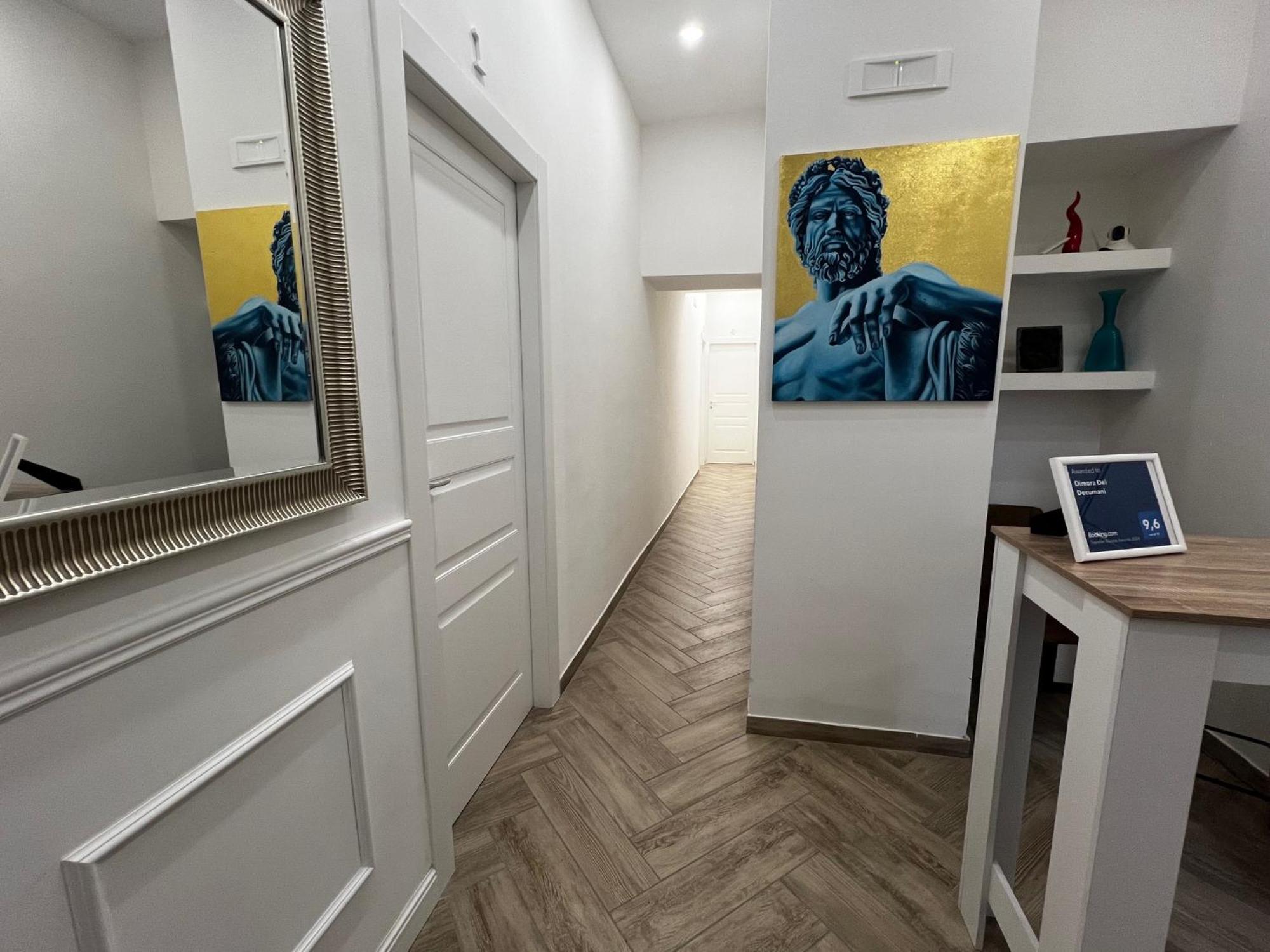 Bed & Breakfast Dimora Dei Decumani Naples